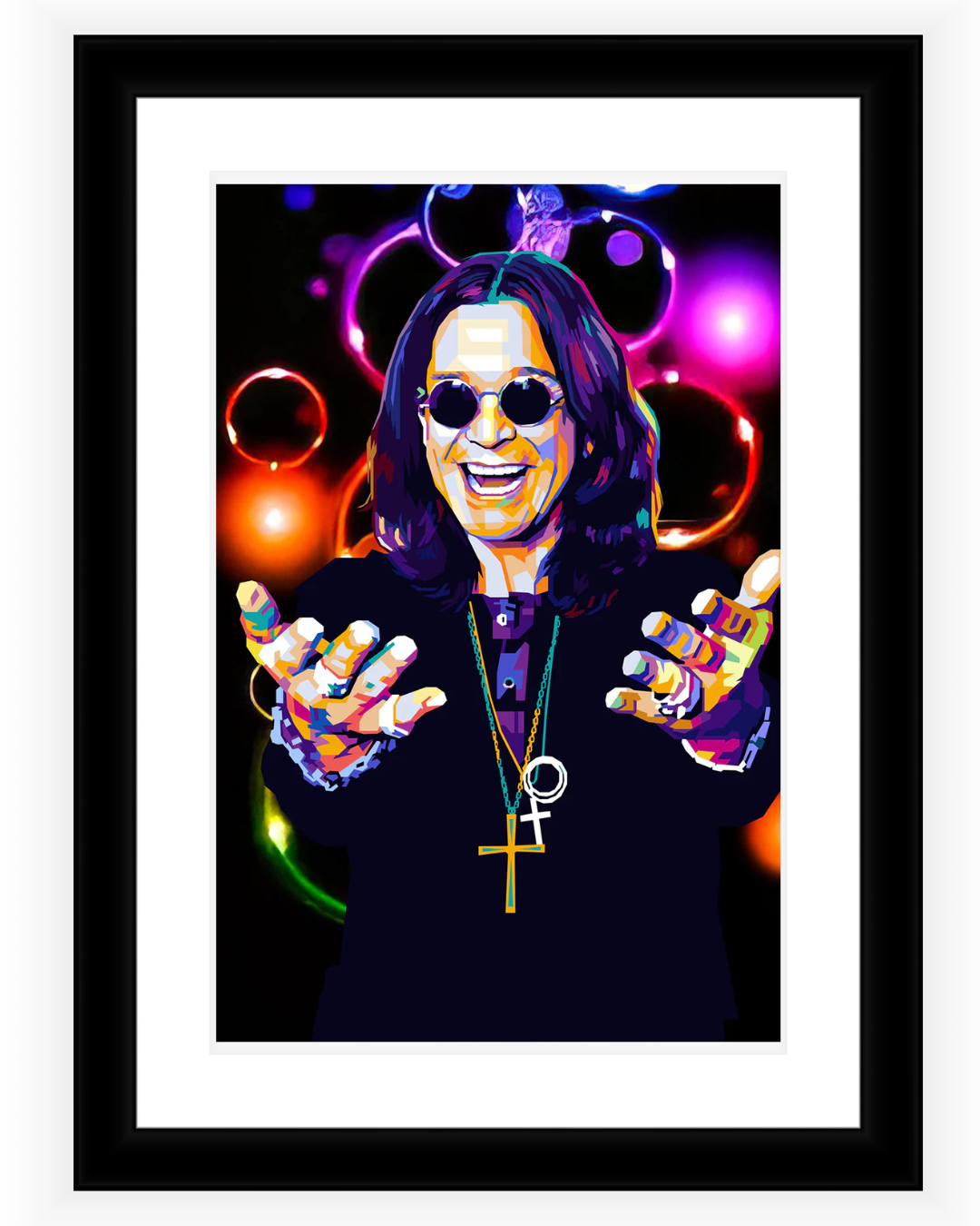Portett av rockeartisten Ozzy Osbourne med hvit passepartout og sort ramme. Kunstneren er Torbjørn Endrerud som går under kunstnernavnet Tendart