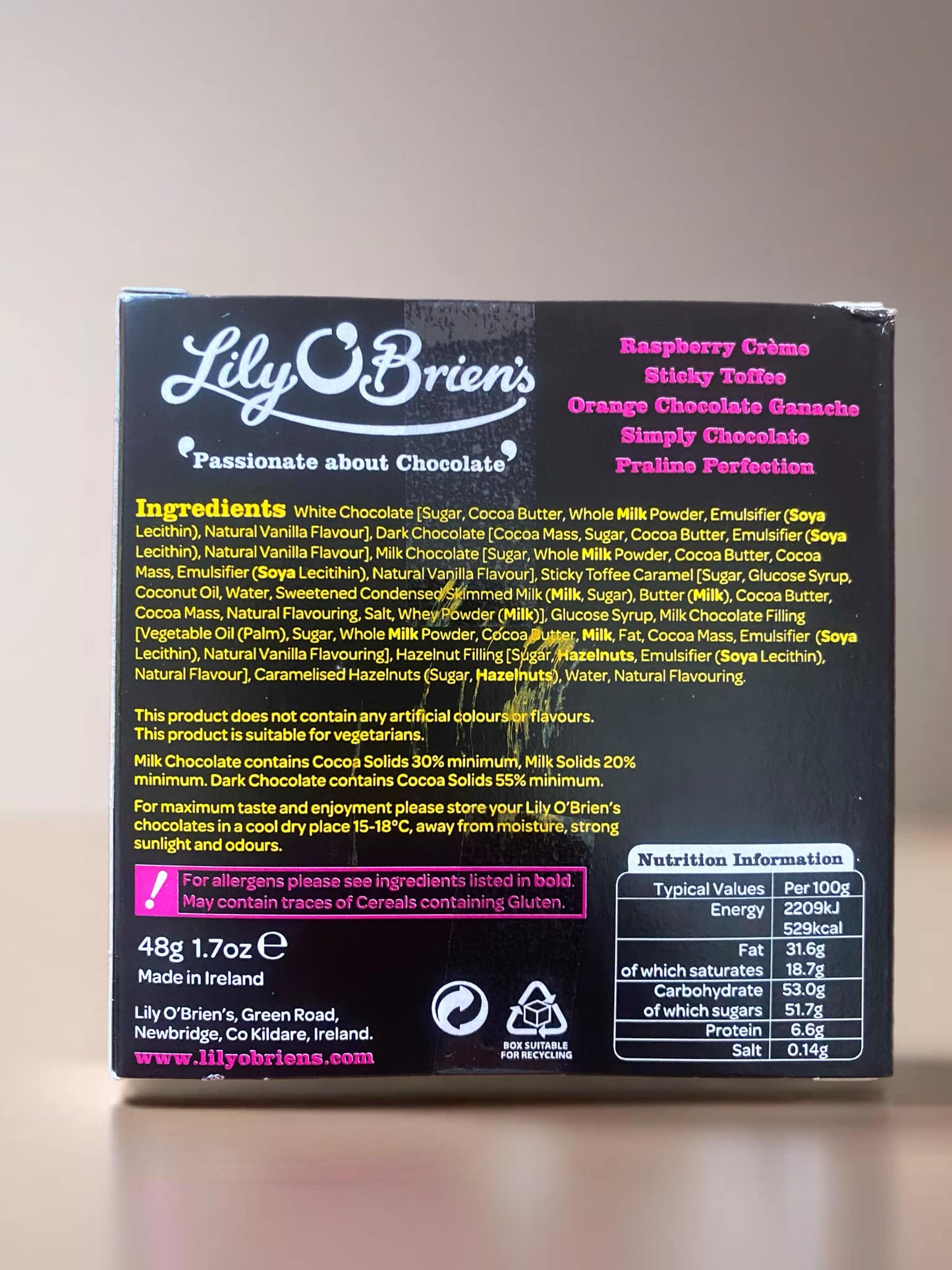 Bilde av Fru Bugge sjokolade laget av Fru Bugge, popart kunst fra Galleri2b