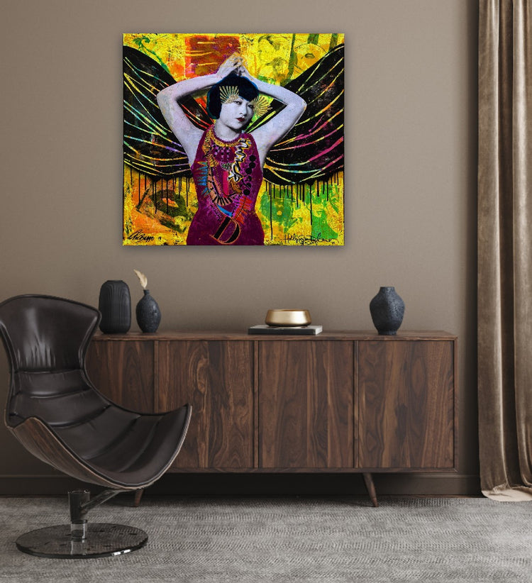 Fru Bugge - Holly Susanne Rader - Originalen, Hilde Bugge, Stort maleri, original, Popart, Hilde Bugge, Boligmesse, Boligmesse Hellerudsletta, Fineart galleri, Fargerikt interiør
