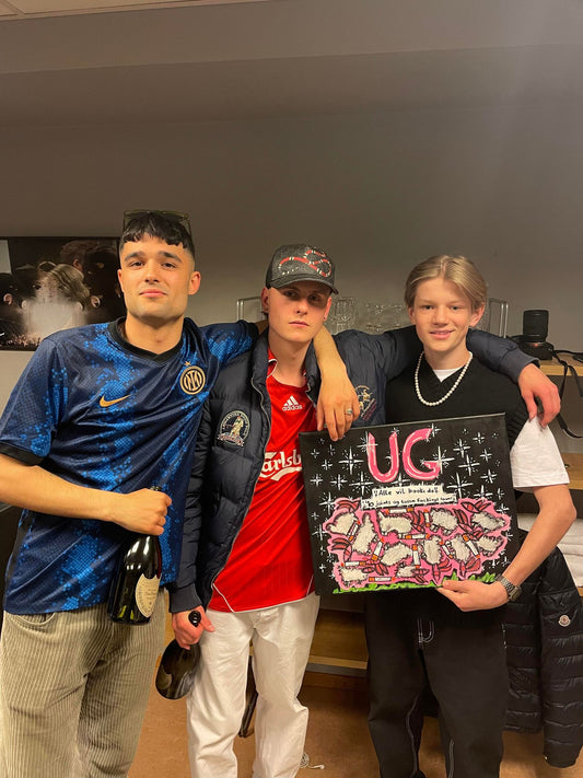 14 år gamle Andreas gikk fra "Skating til Painting" - Galleri2B