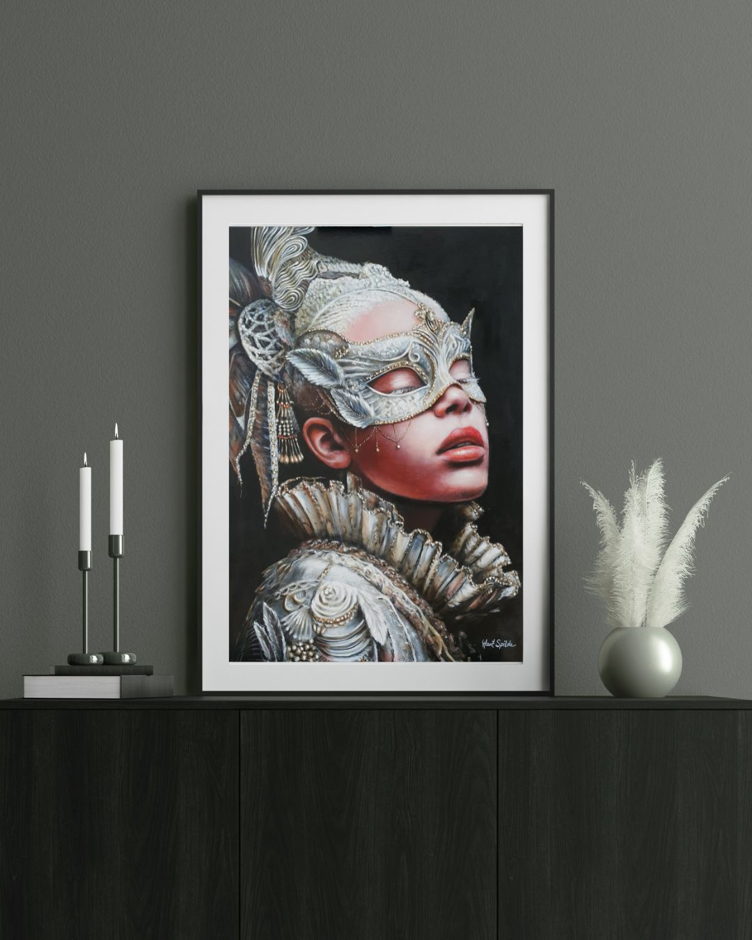 Marit Spilde - Between Silk and Steel