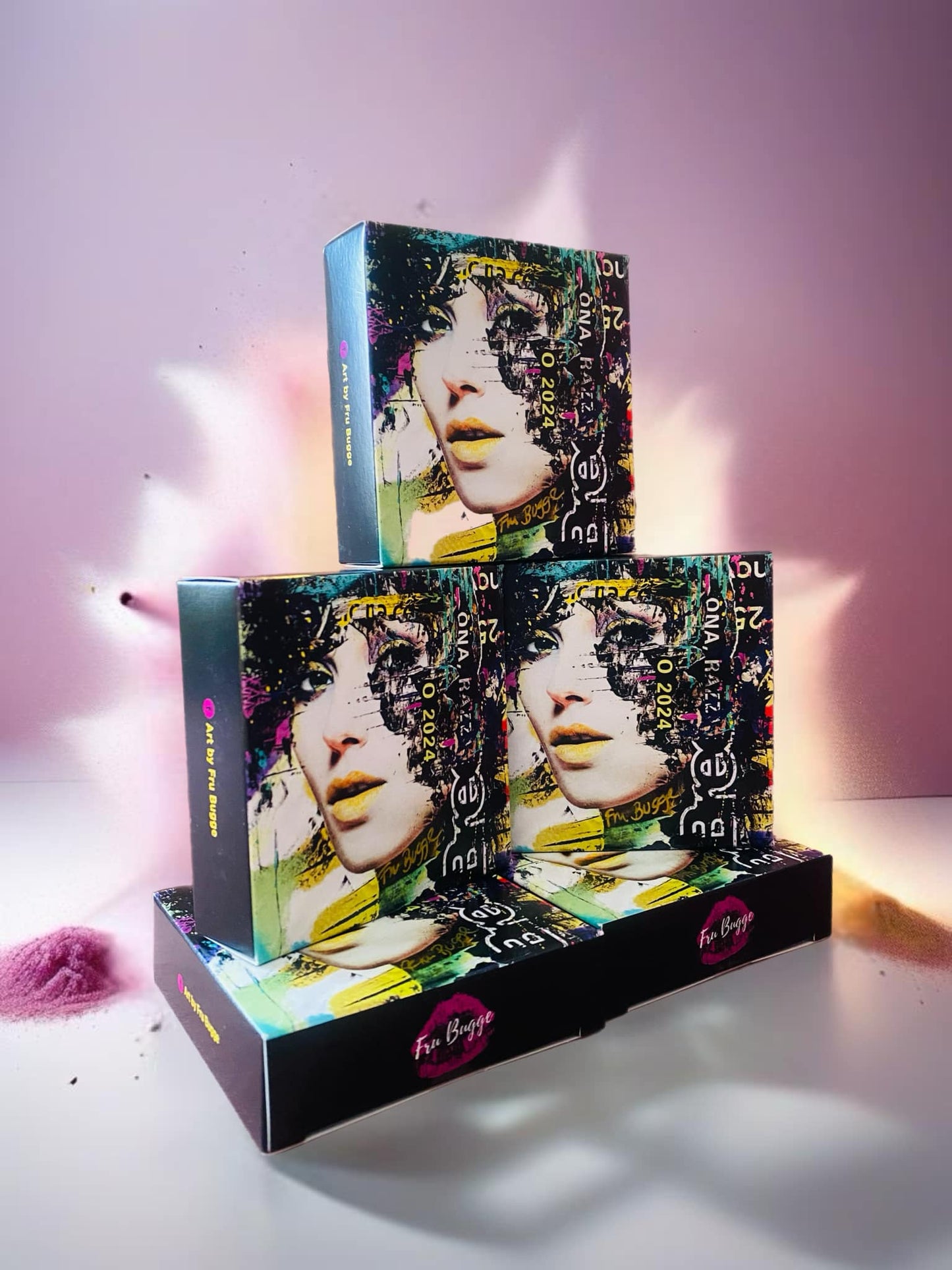 Bilde av Fru Bugge sjokolade laget av Fru Bugge, popart kunst fra Galleri2b